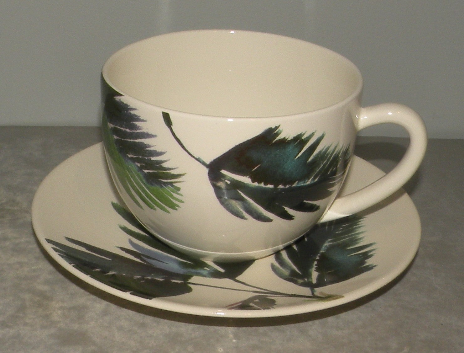 Jumbo Breakfast Cup & Saucer , Jardins Extraordinaires