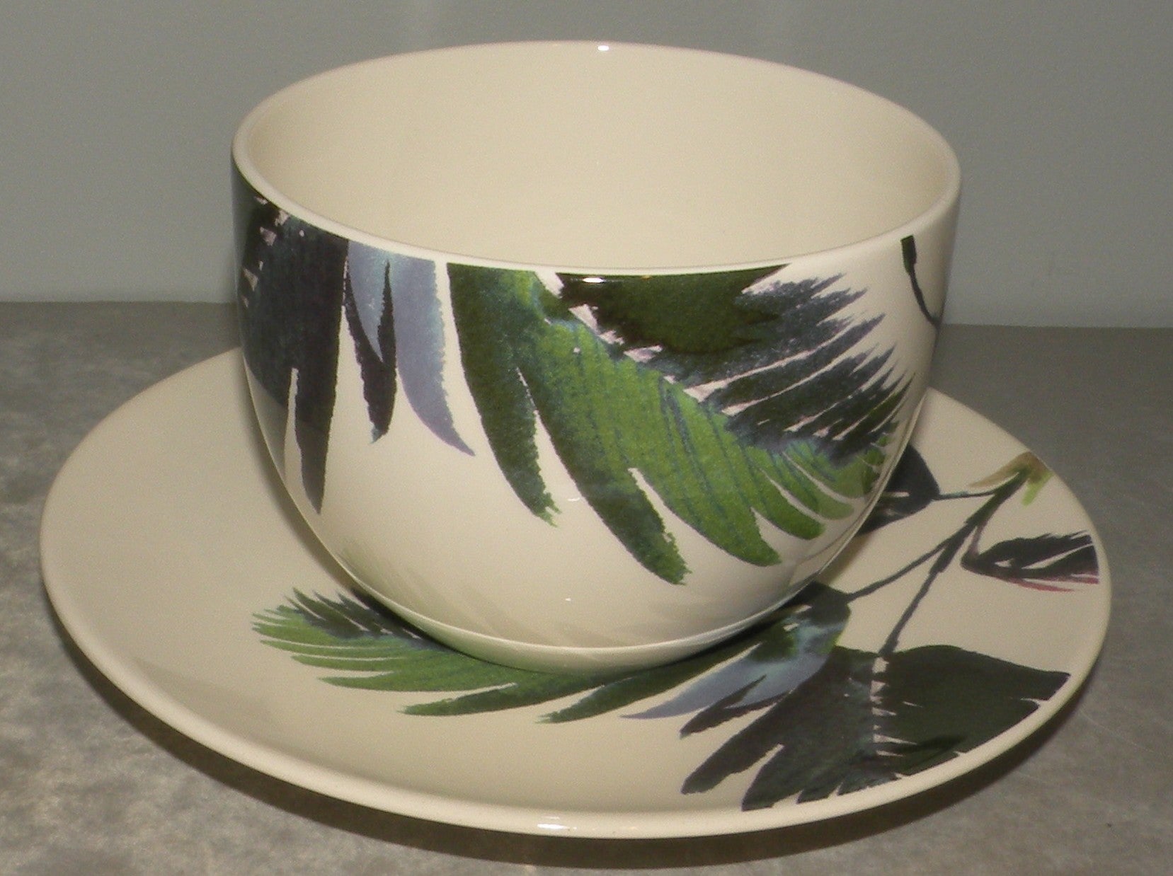 Jumbo Breakfast Cup & Saucer , Jardins Extraordinaires