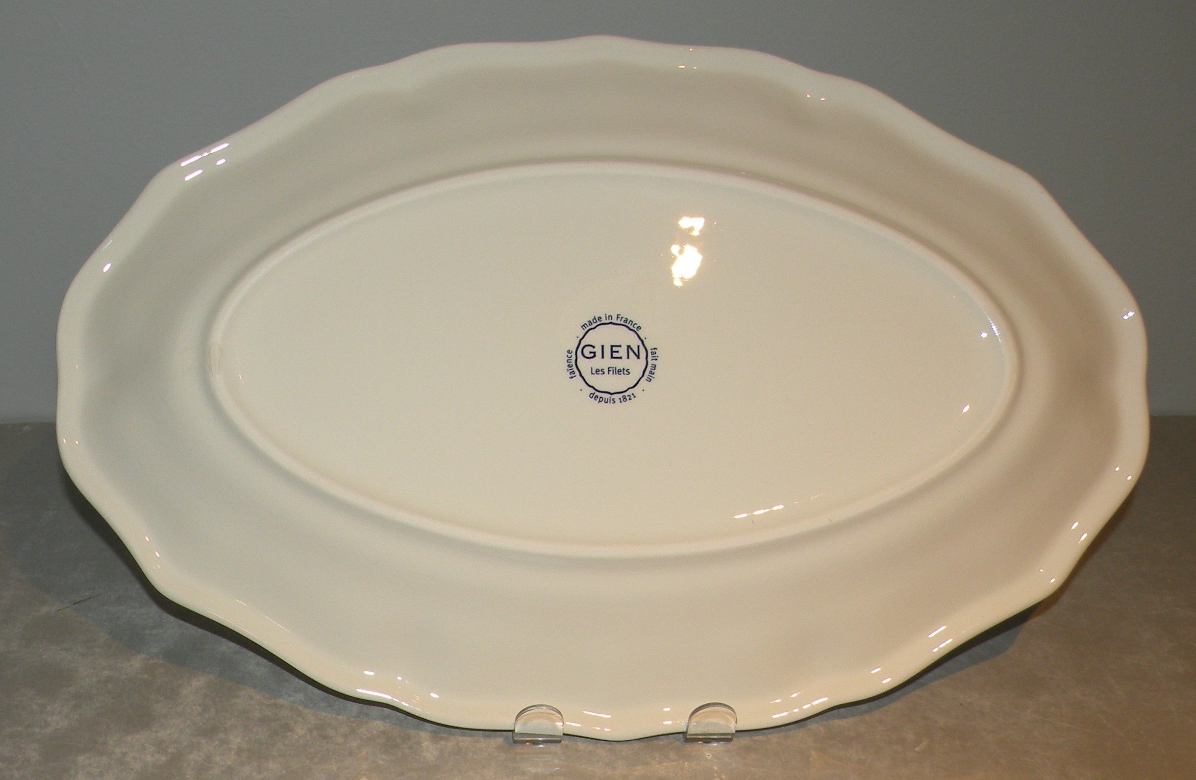Oval Platter Number 6,  Filet Vert