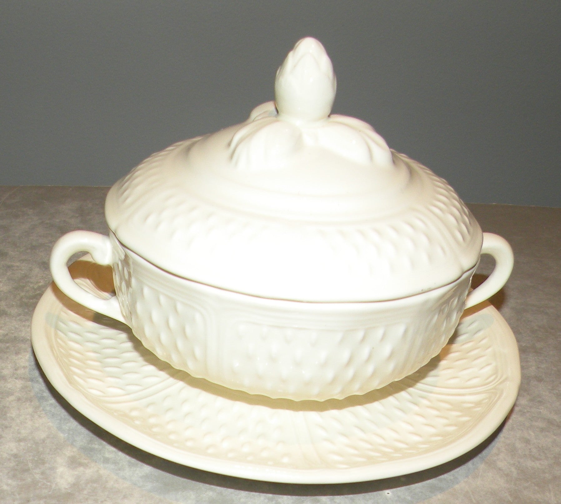 Covered Bouillon Bowl w/Lugs & Saucer, Pont Aux Choux Mais