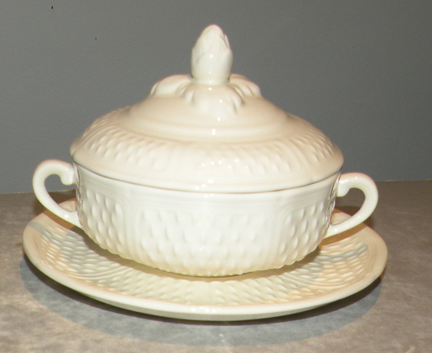 Covered Bouillon Bowl w/Lugs & Saucer, Pont Aux Choux Mais