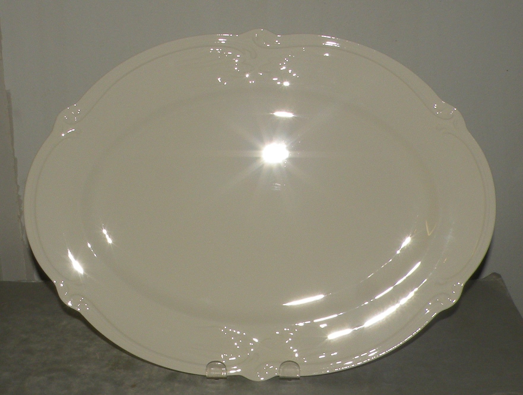 Oval Platter, Rocaille