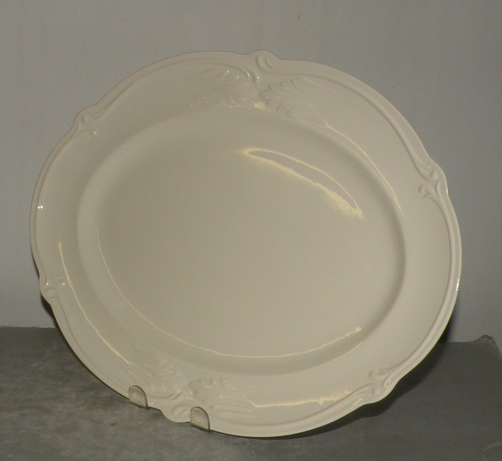 Oval Platter, Rocaille