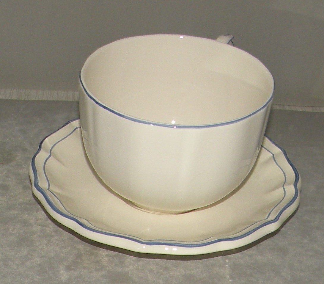 Jumbo Breakfast Cup & Saucer , Filet Bleu