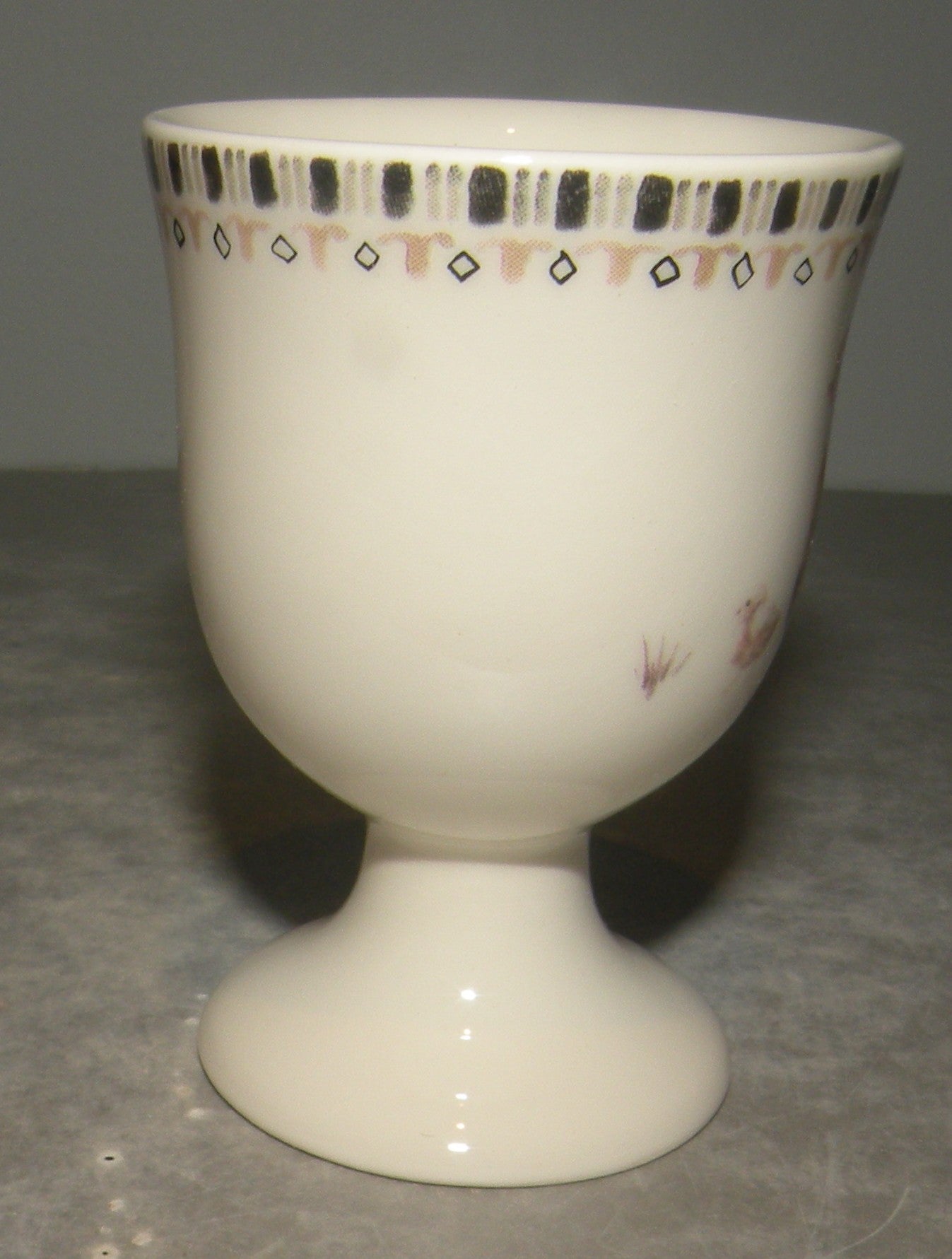 Egg Cup Rousse  ( redhead )  Coquettes