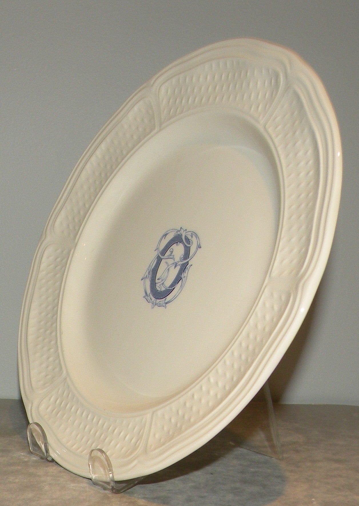 Dessert Plate, Pont Aux Choux White with the letter O