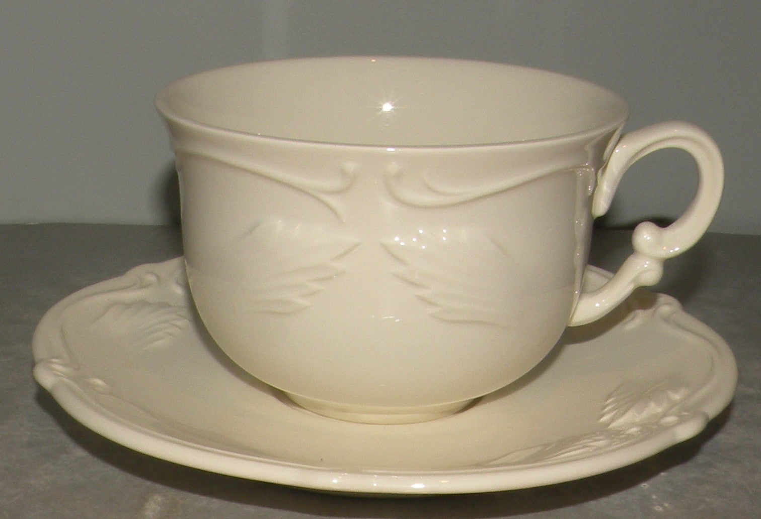 Breakfast Cup & Saucer, Rocaille White