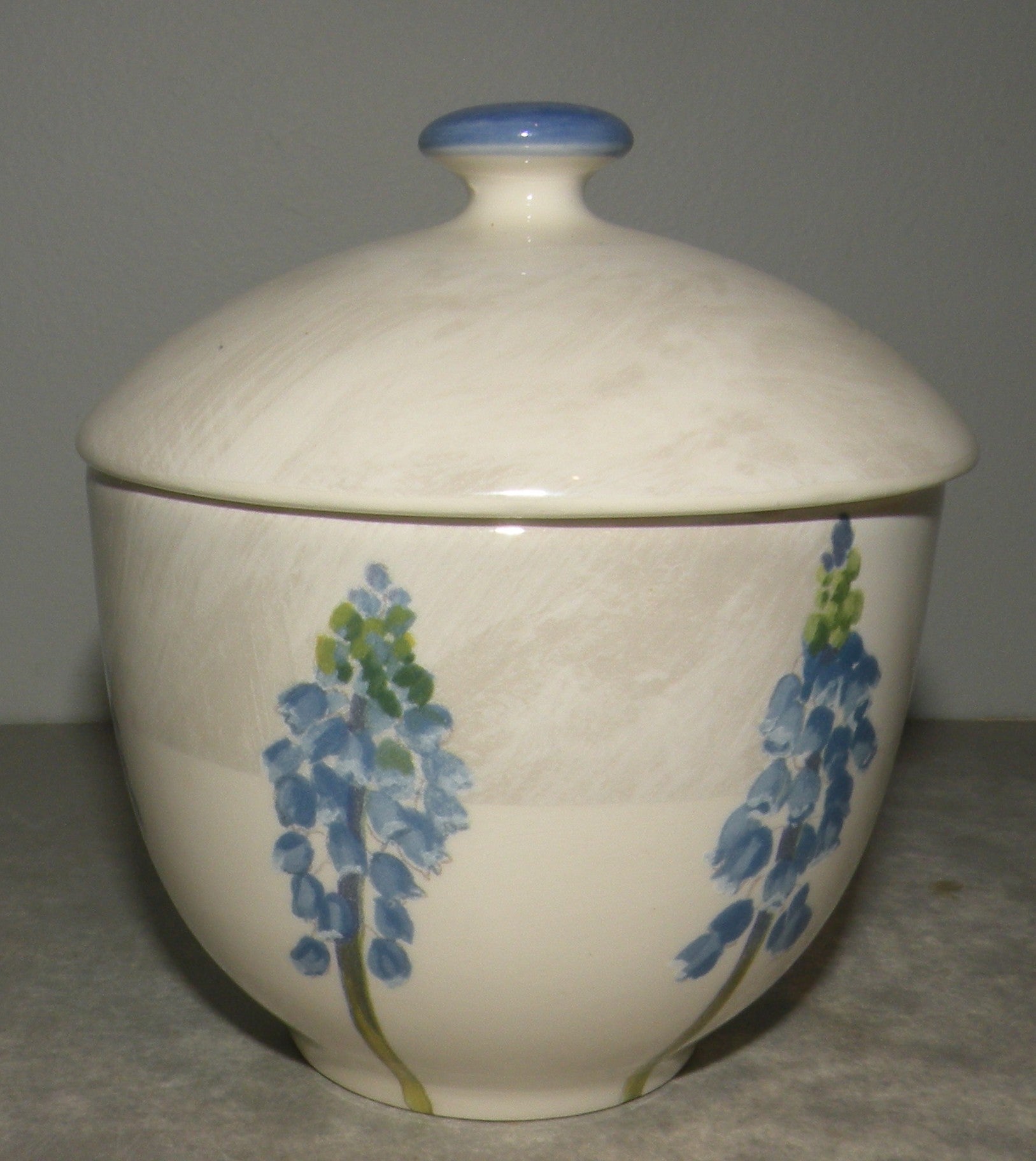 Covered Sugar Bowl, Alice