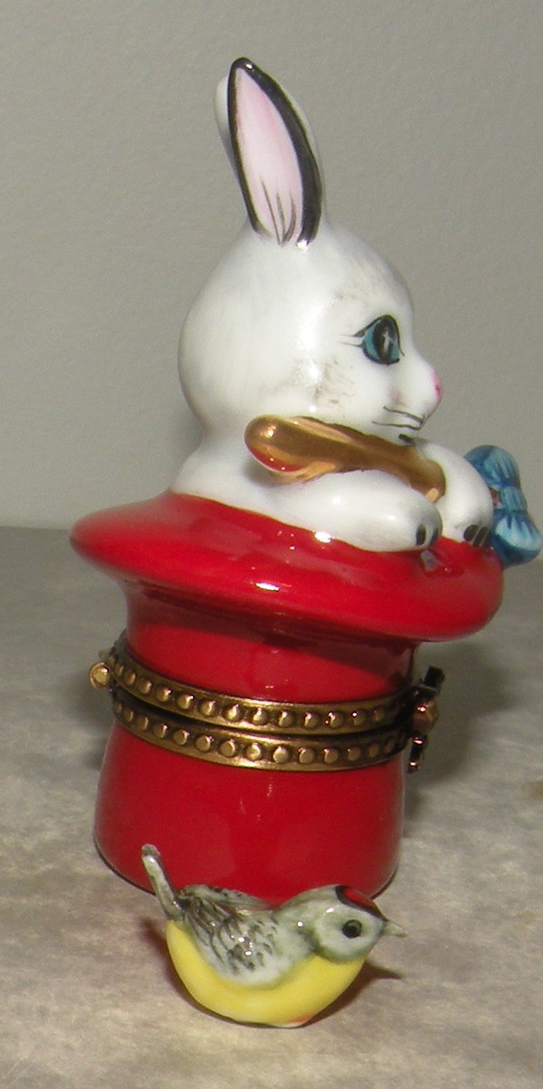 Rabbit Magician, Limoges Box number 15
