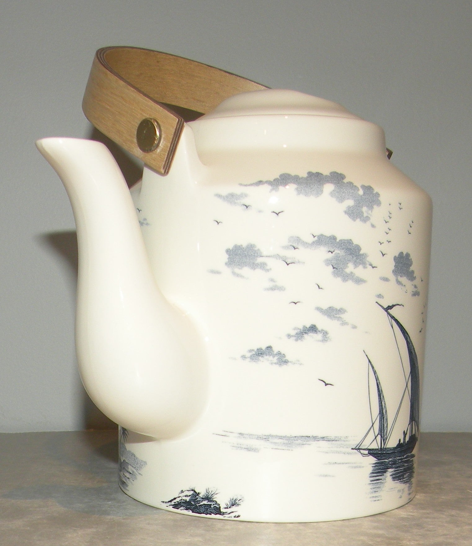 Japanese Teapot , Les Depareillees in Blue