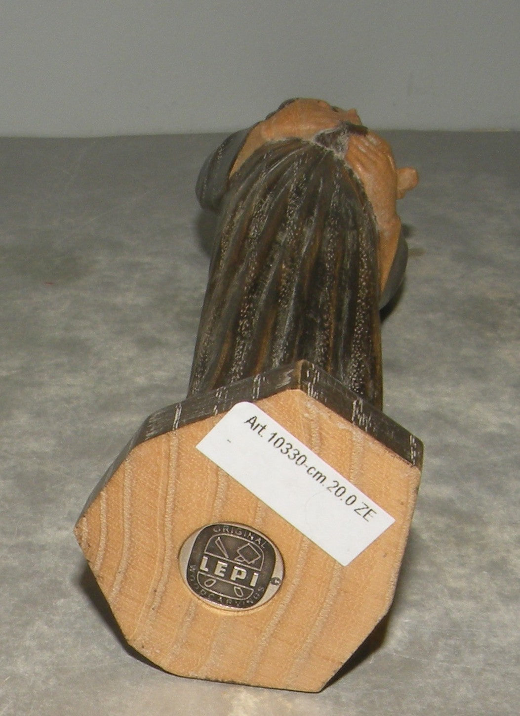 Mother with child-Liberty style, 10330 , Lepi