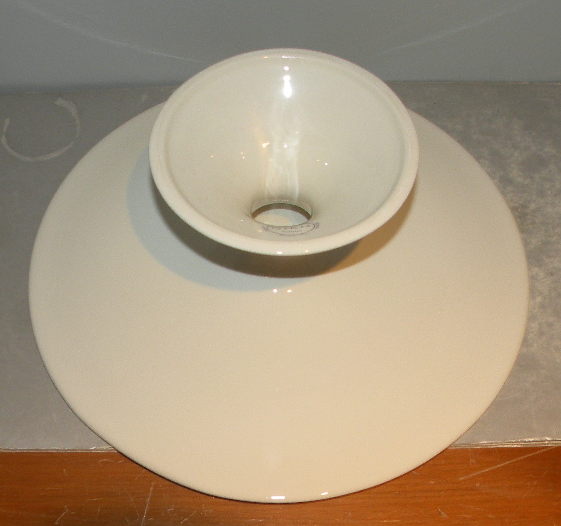 Footed Cake Stand , Tulipes Noires