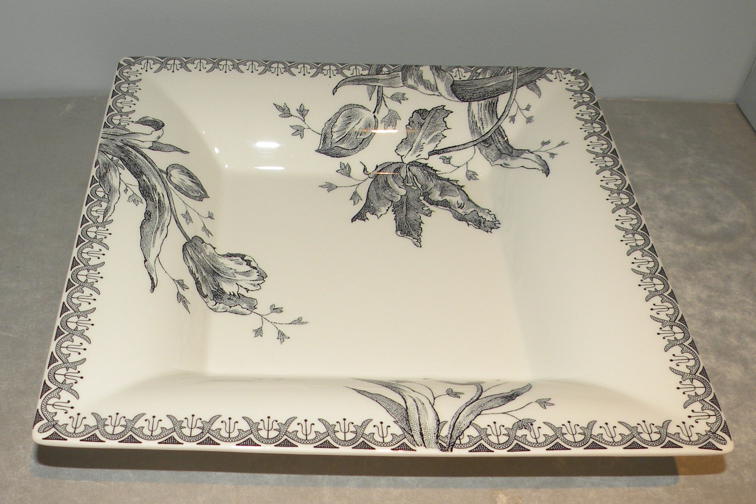 Extra Large Candy Tray  Tulipes Noires
