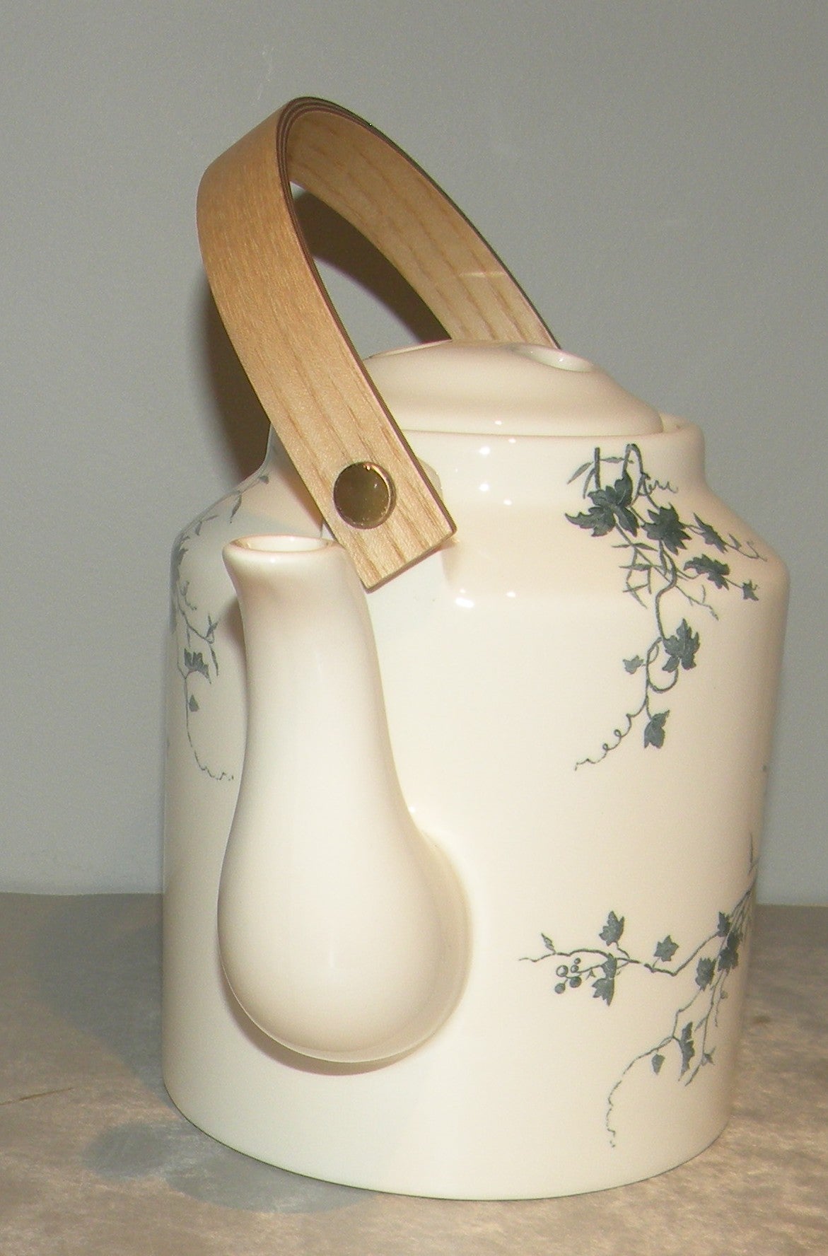 Japanese Tea Pot  Les Oiseaux