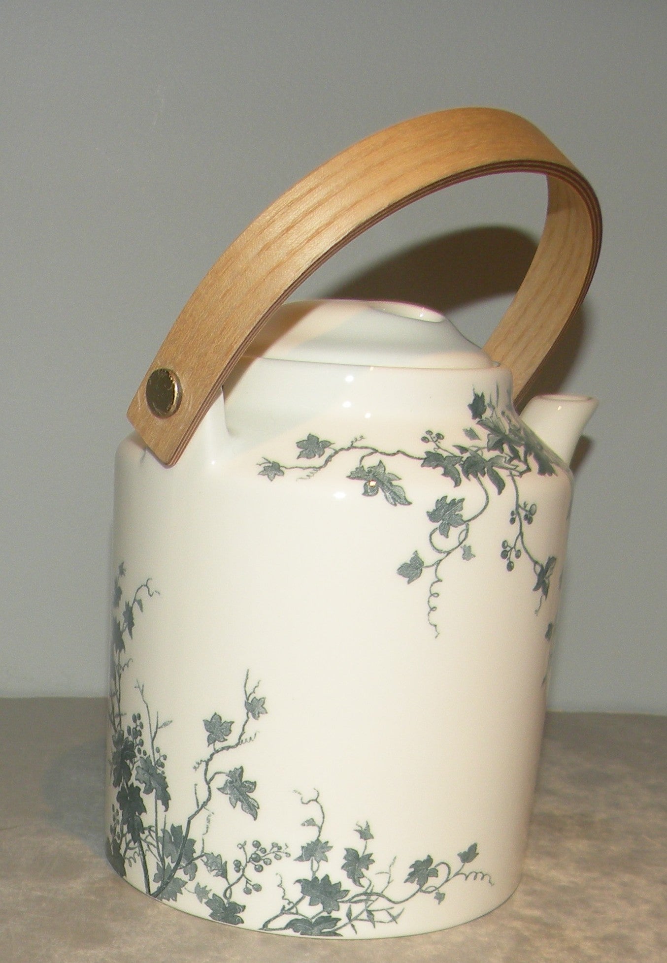Japanese Tea Pot  Les Oiseaux