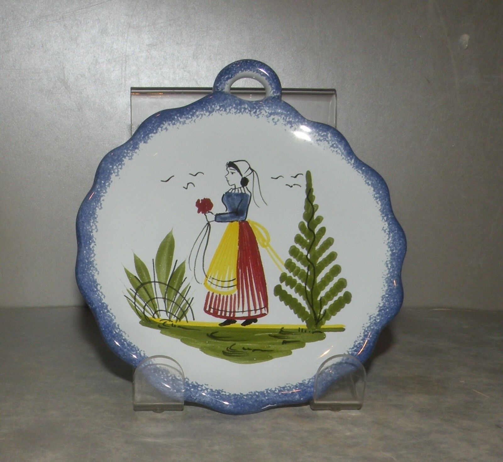 Dish with handle, with a Woman Mistral Blue