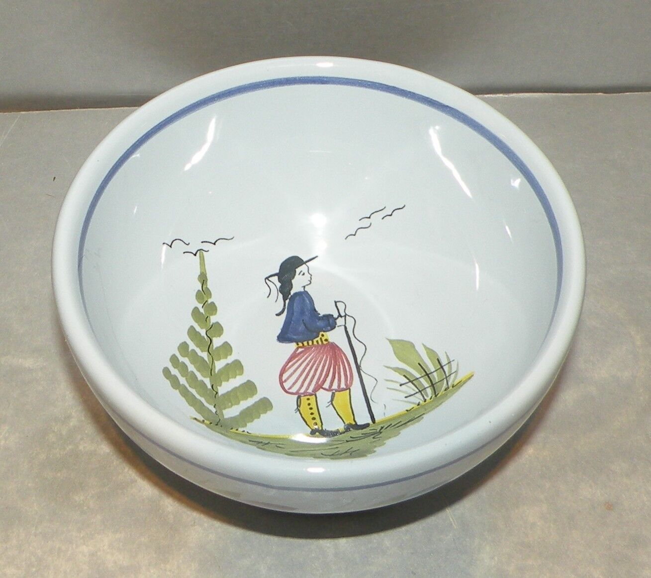 Rustical bowl nr.1, with a Man Mistral Blue