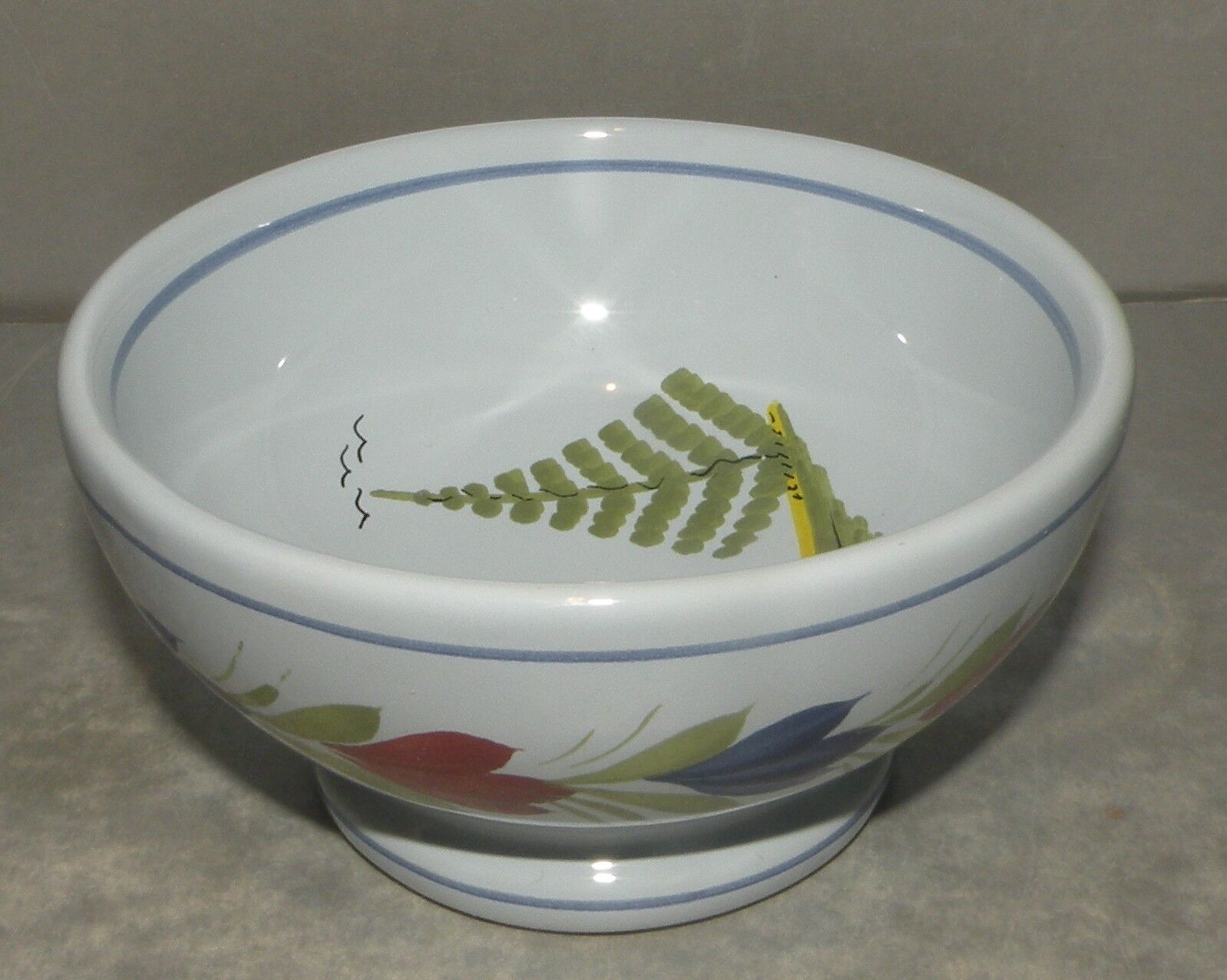 Rustical bowl nr.1, with a Woman Mistral Blue