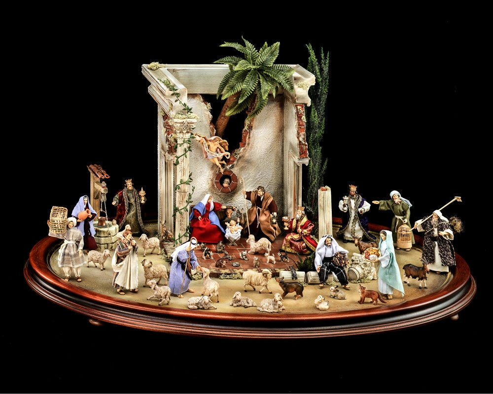 Set Of 50 Pieces With Frame & Stable - Oriental nativity dressed - 10903-S48