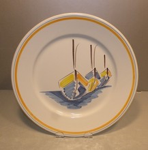 Luncheon Plate, Escale