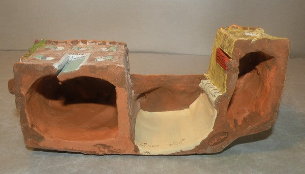 School with covered playground (all clay),  Fouque 2cm