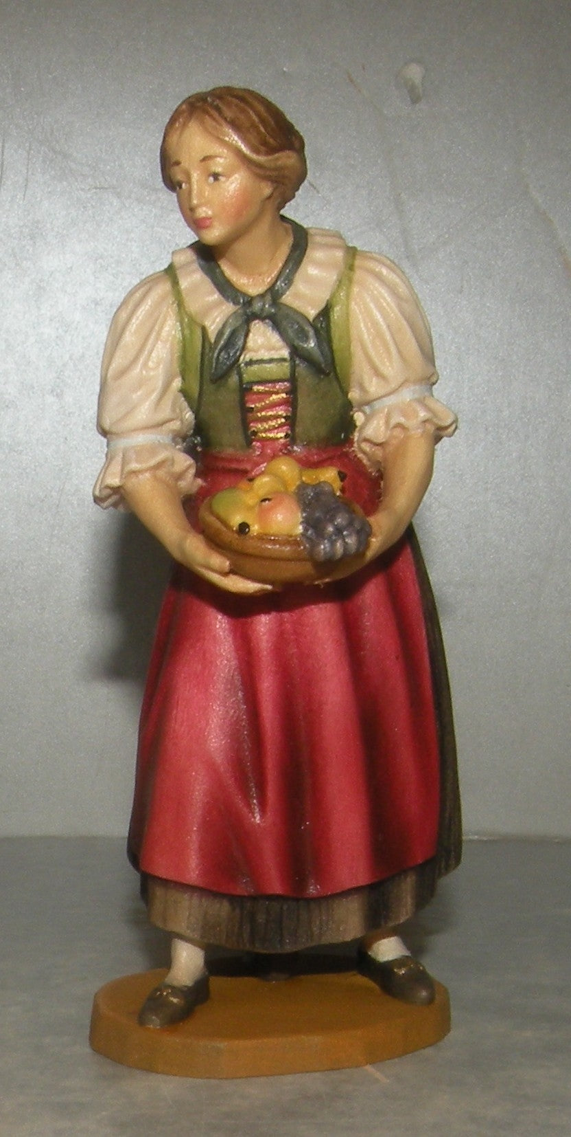 Married couple-Woman, Folkloristic