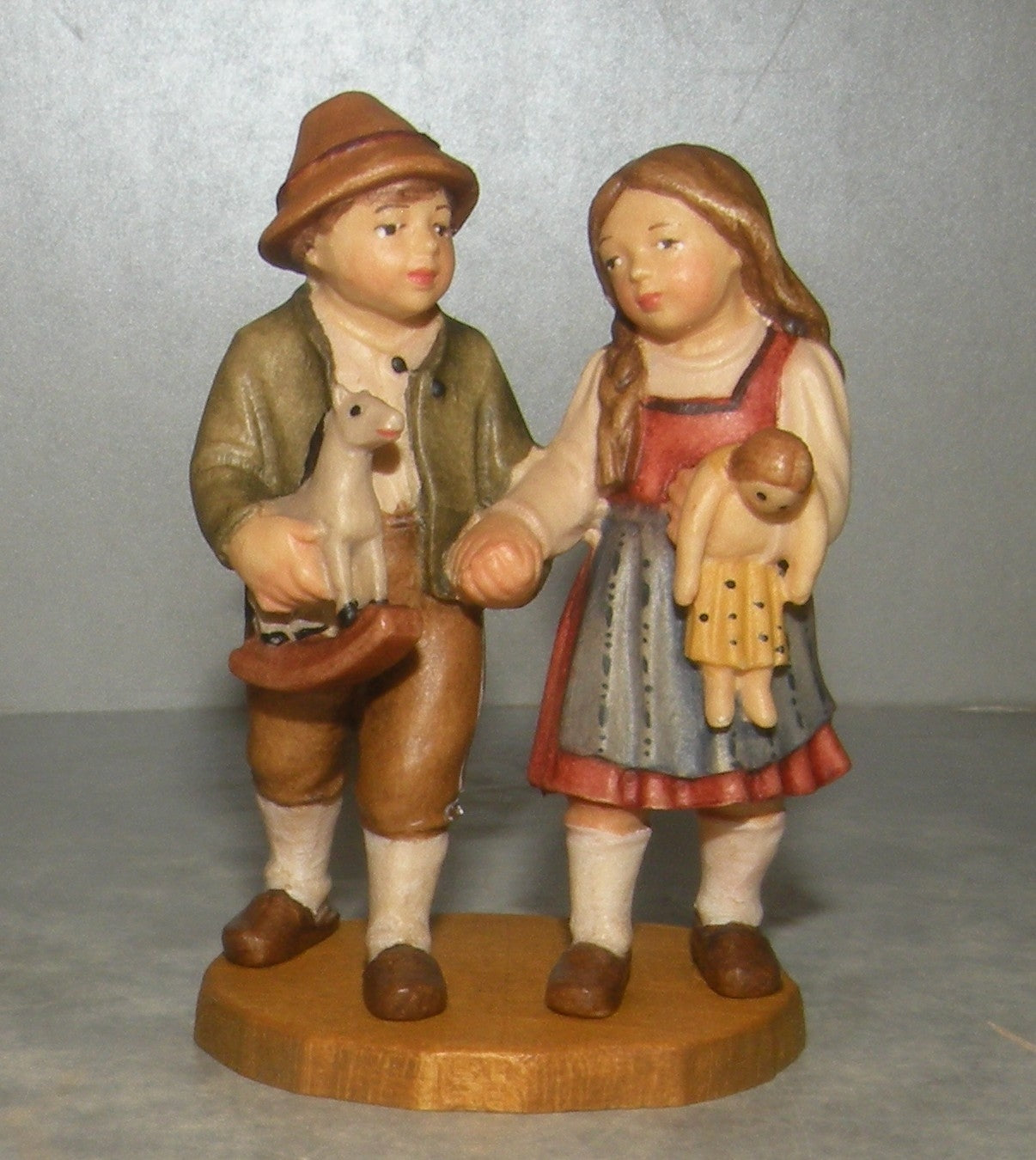 Twins, Rustic
