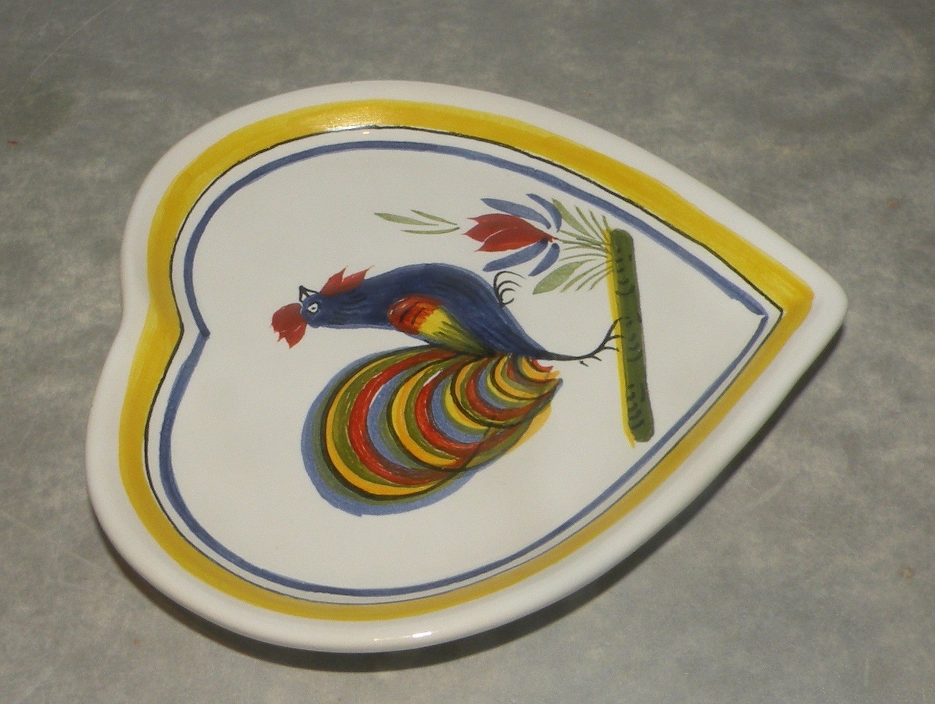 Heart dish, Henriot Coq