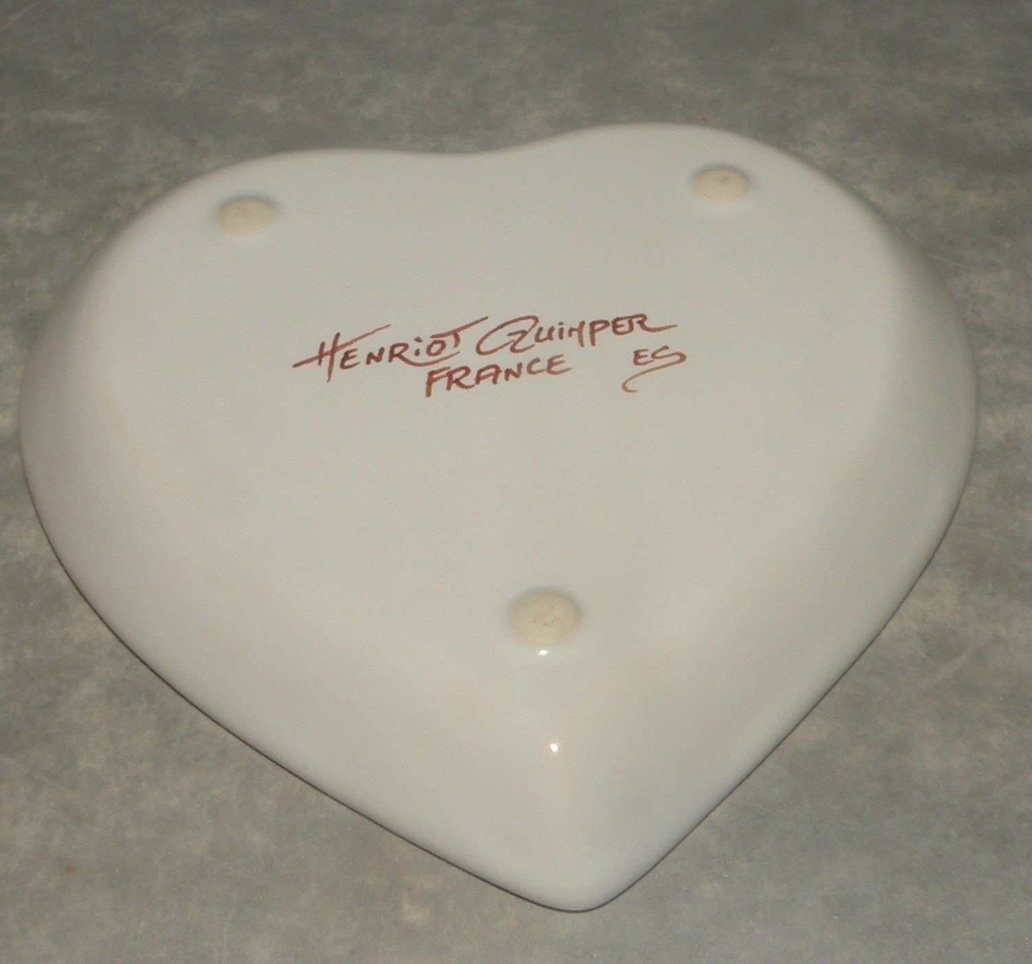 Heart dish, Henriot Coq