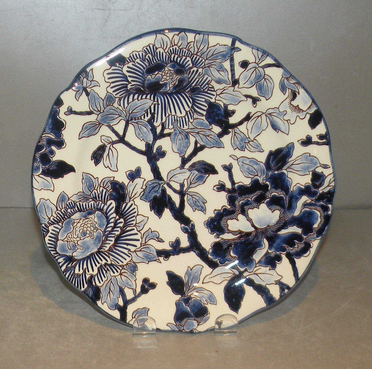 Dessert Plate Hand Painted Pivoines Bleues