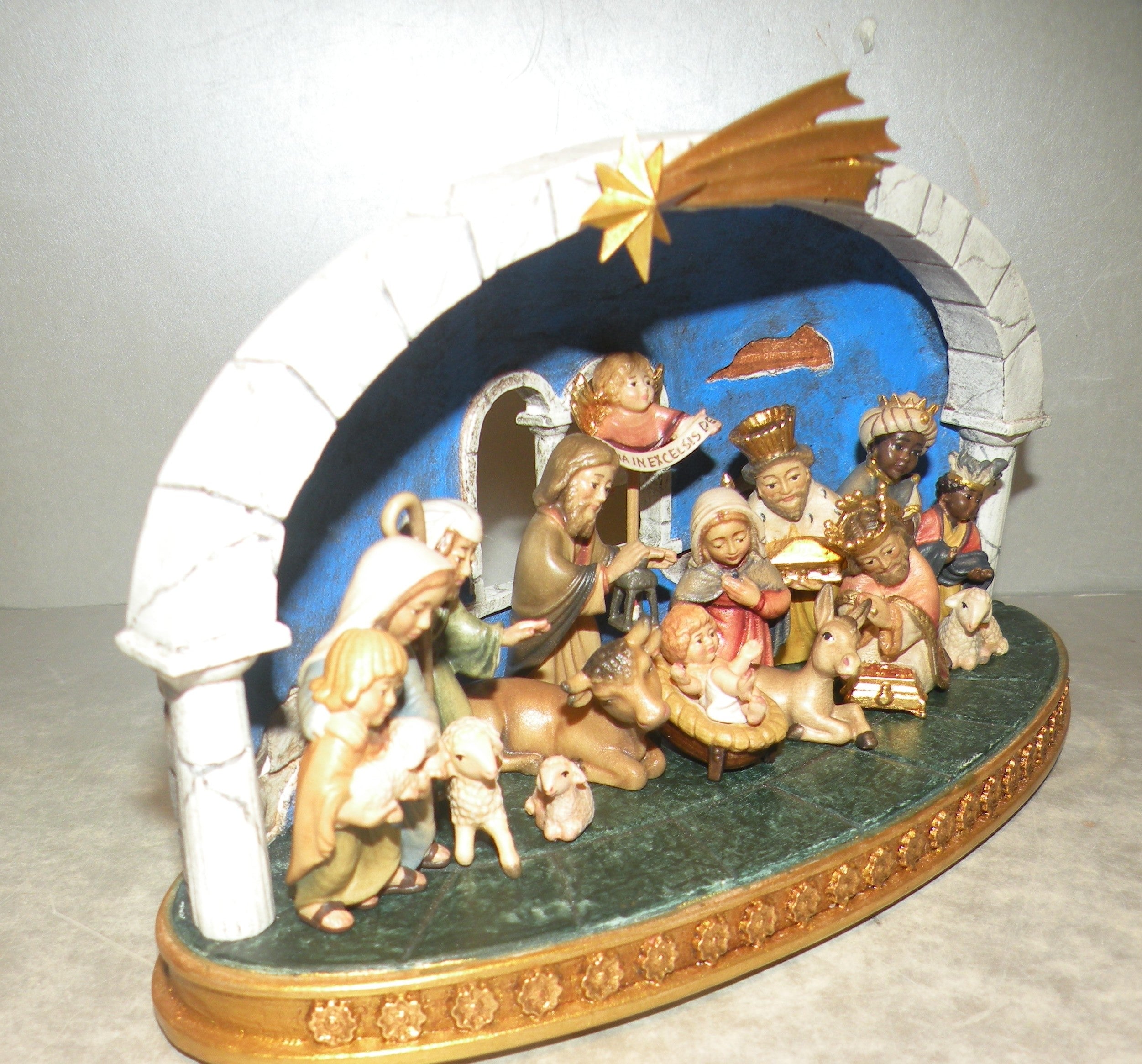 Set of 15 pieces with Temple