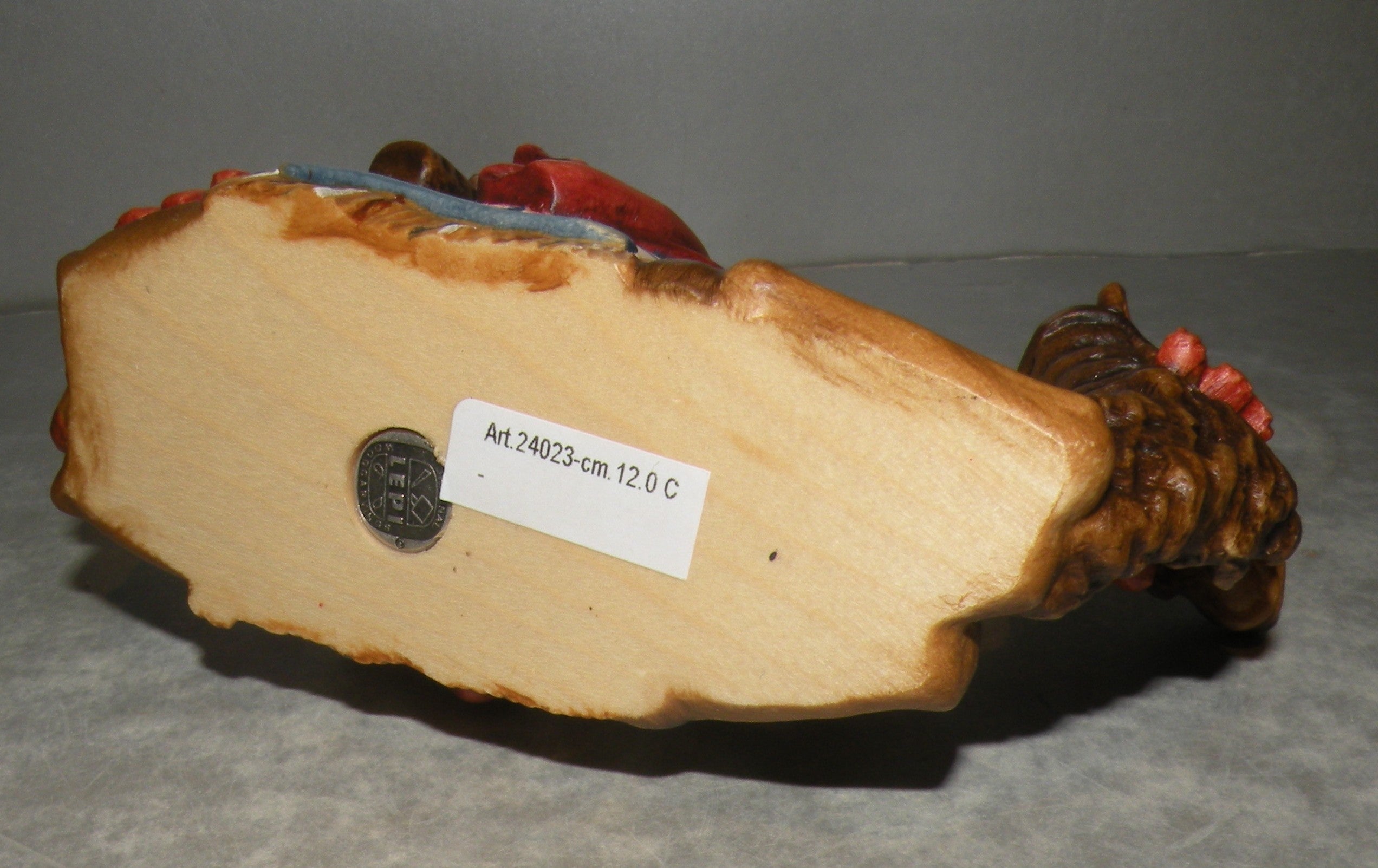 Lying Camel, Rustic