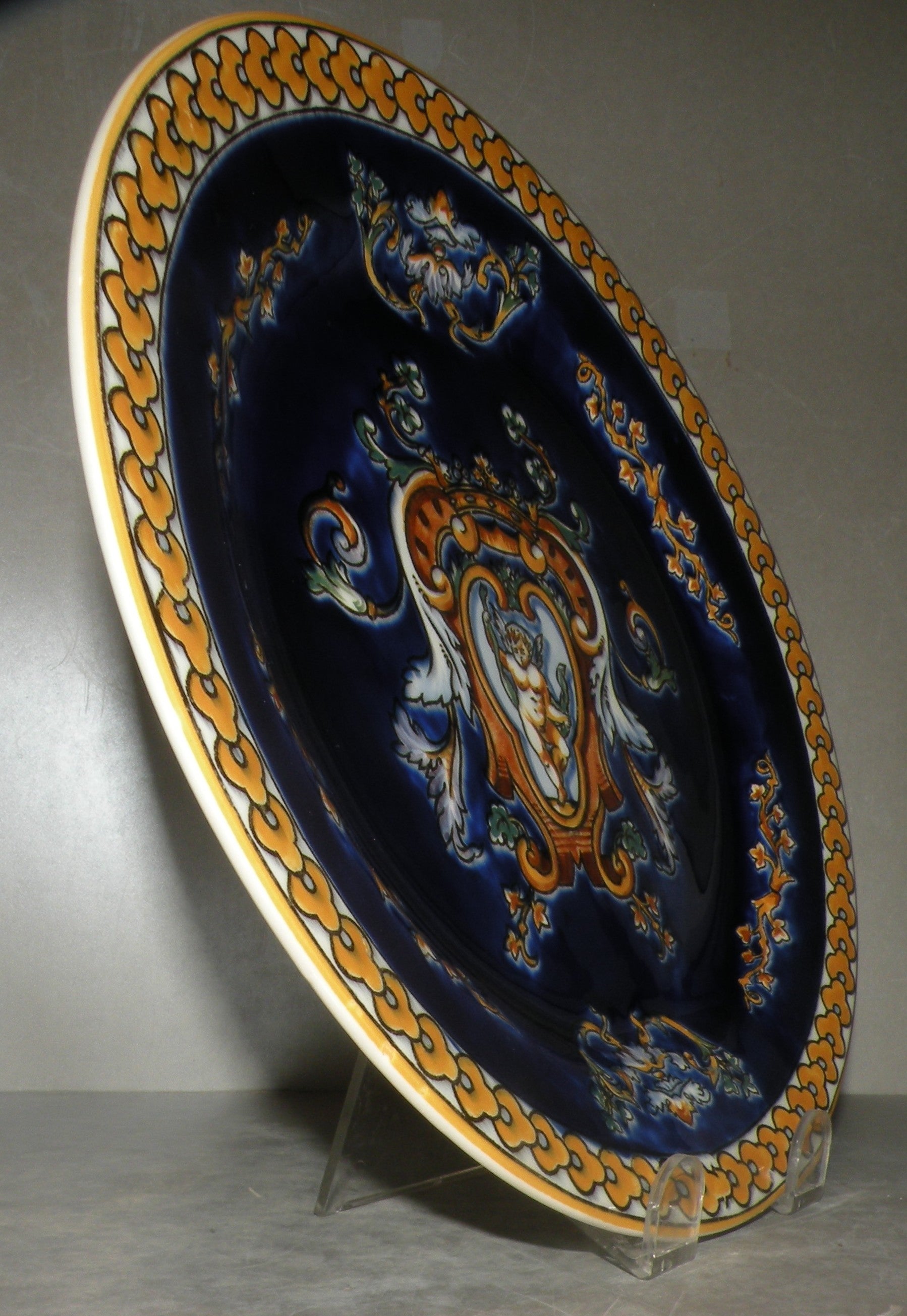 Plate Renaissance Fond Bleu