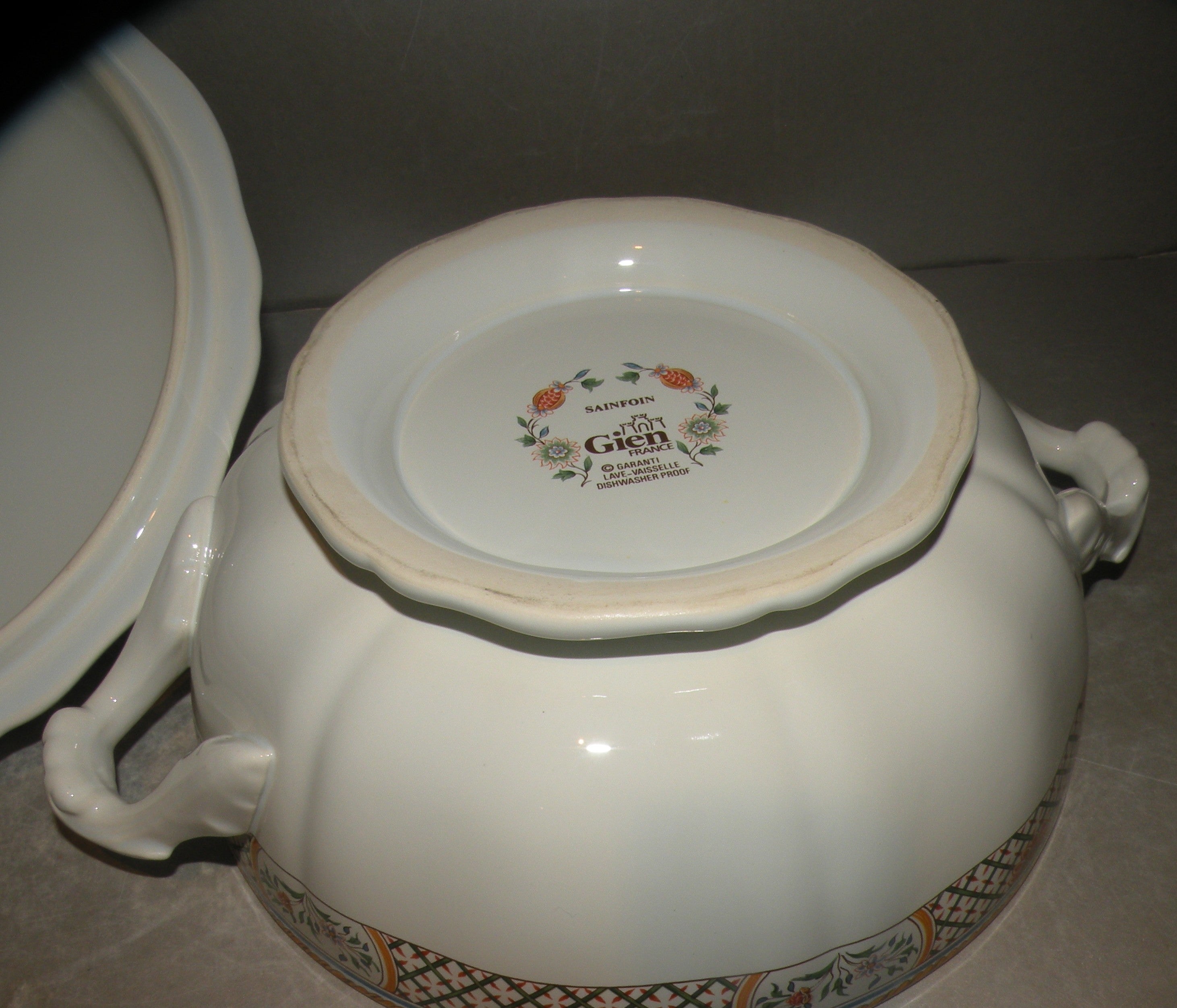 Soup Tureen,  Sainfoin