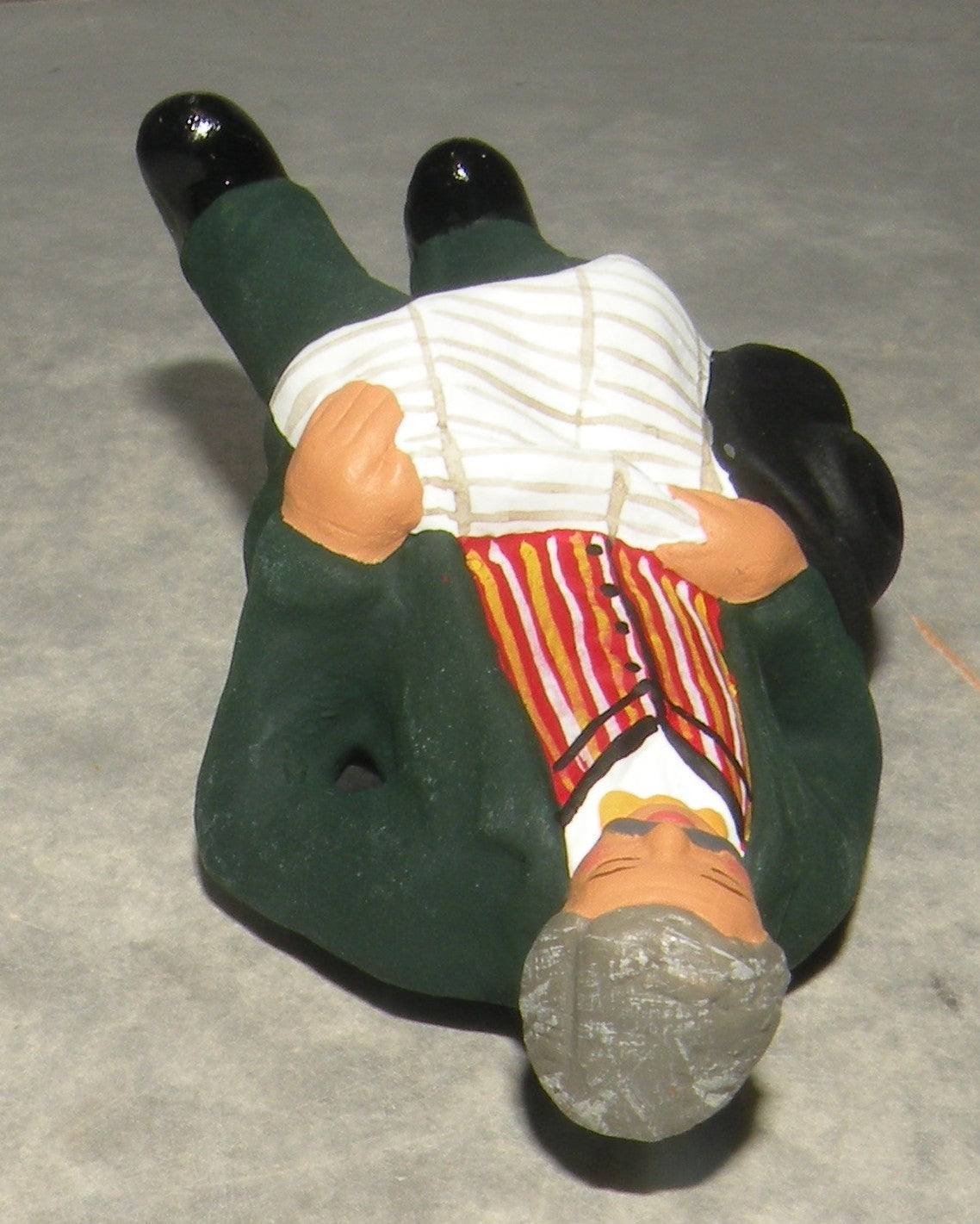 Grandfather sleeping to sit down , ( 562 )  Fouque, 9 cm