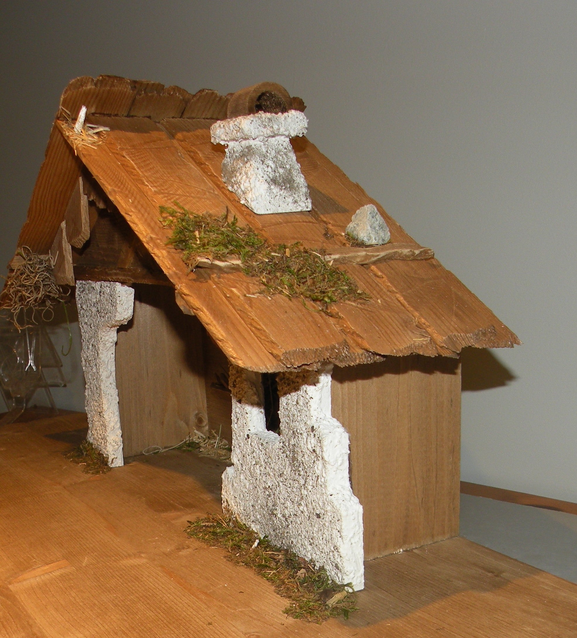 Stable for 12 Centimeters ( 10706 )  , Venitian