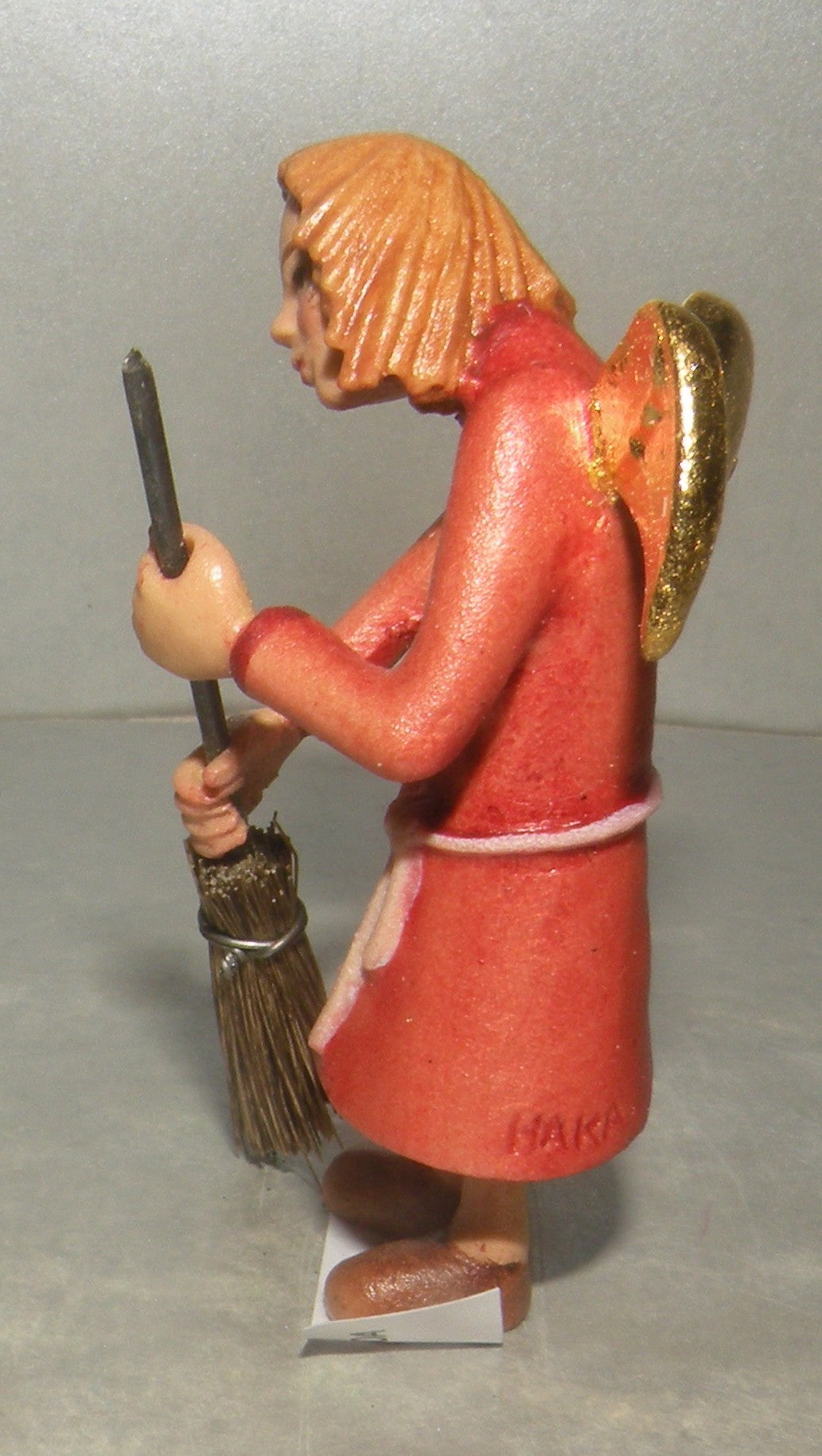 Angel with Broom ,  Kastlunger