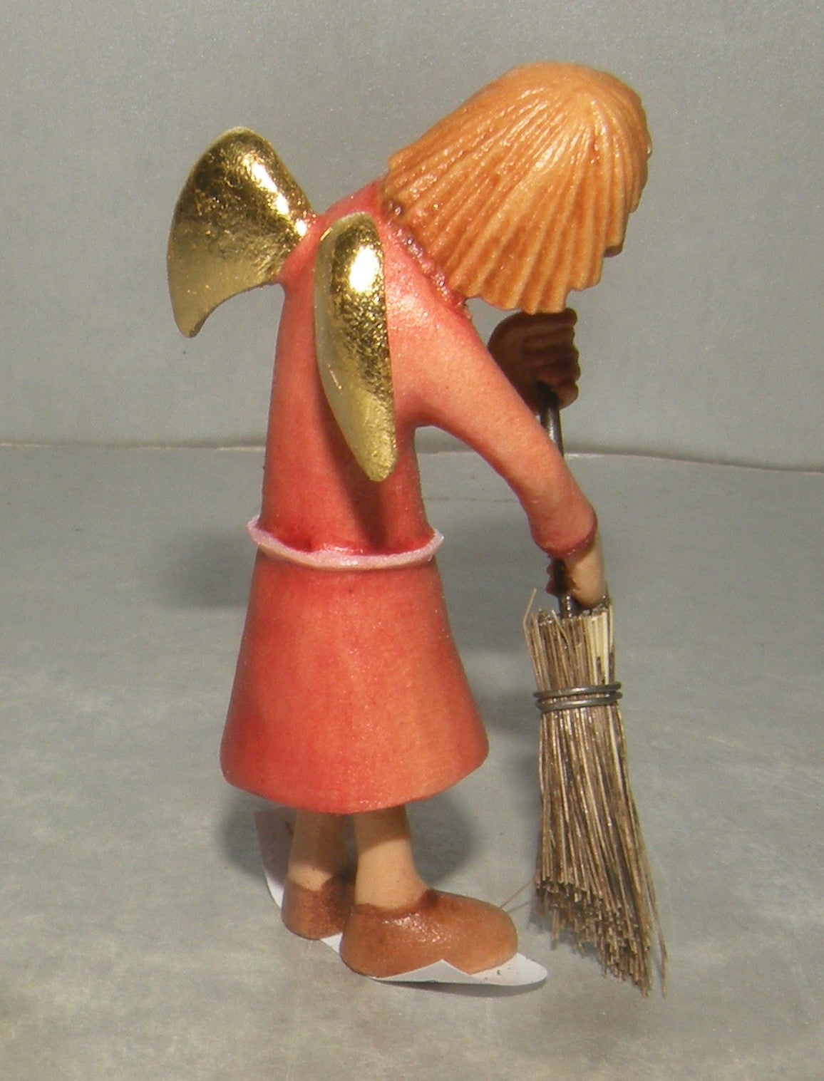 Angel with Broom ,  Kastlunger