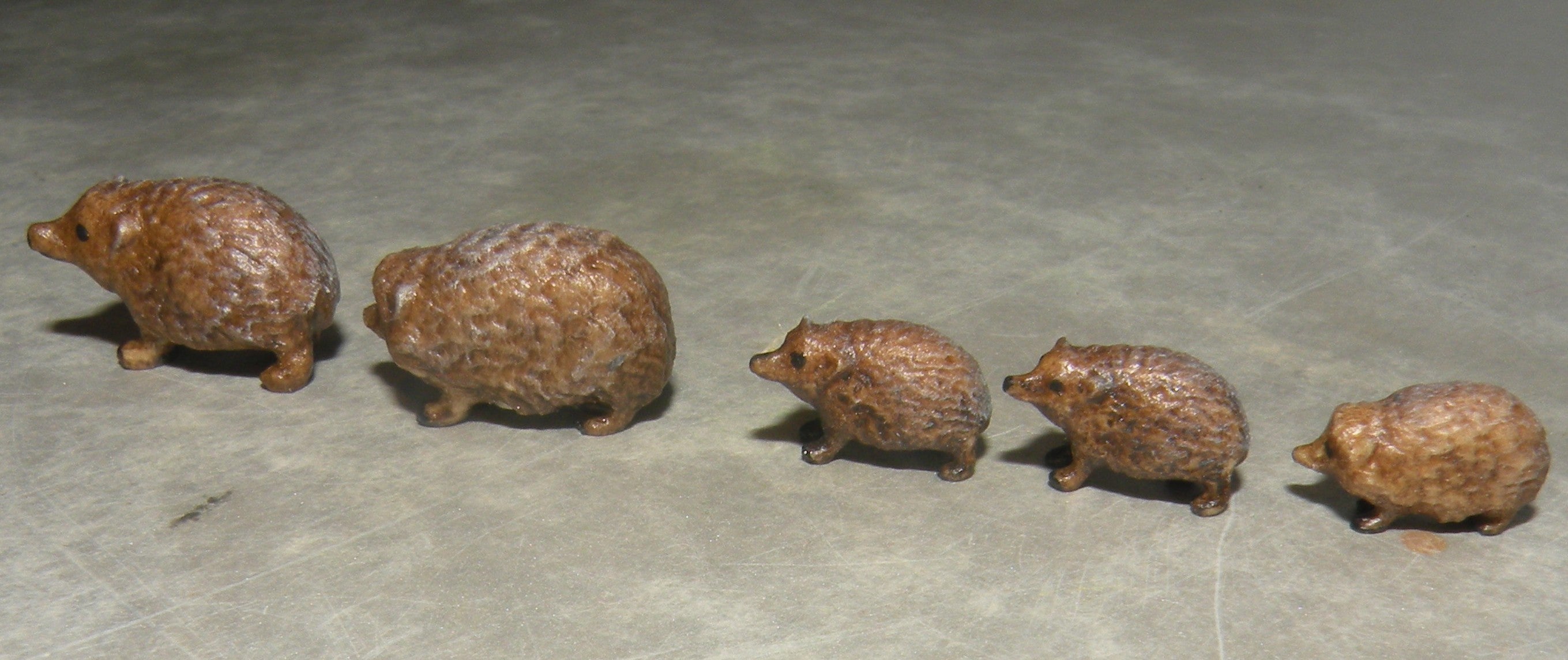 Hedgehog Family, Kastlunger