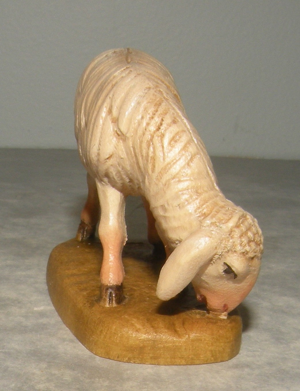 Sheep Grazing ( 21201 ) ,   Folkloristic