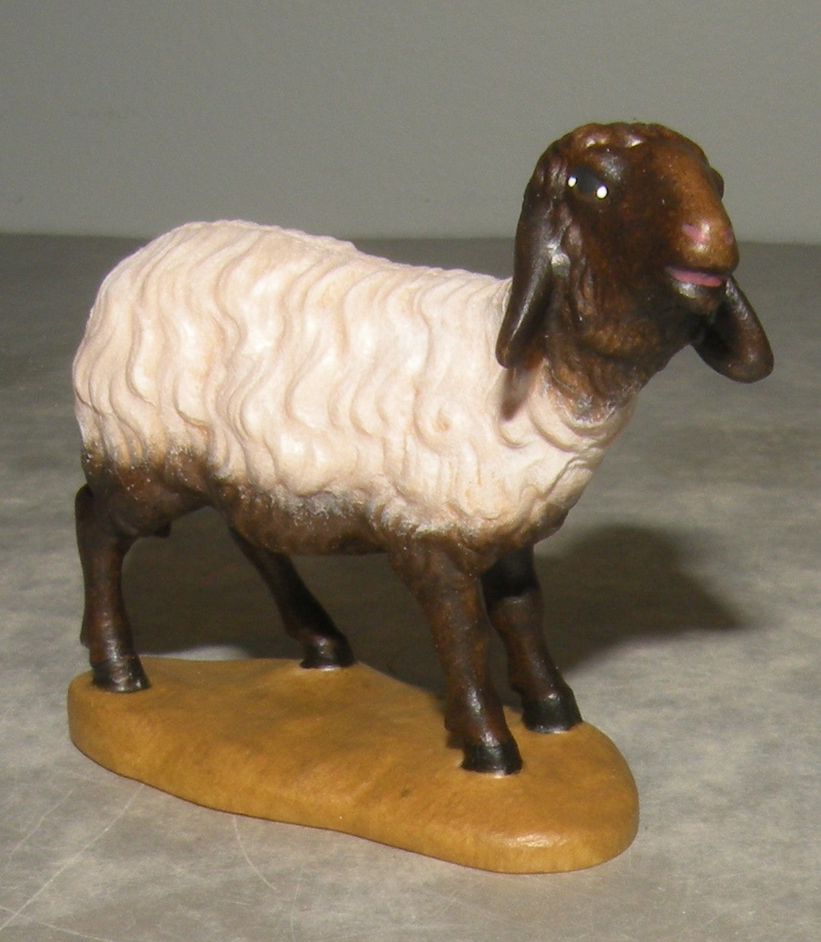 Sheep standing black Head ( 21206-S )  ,   Rustic