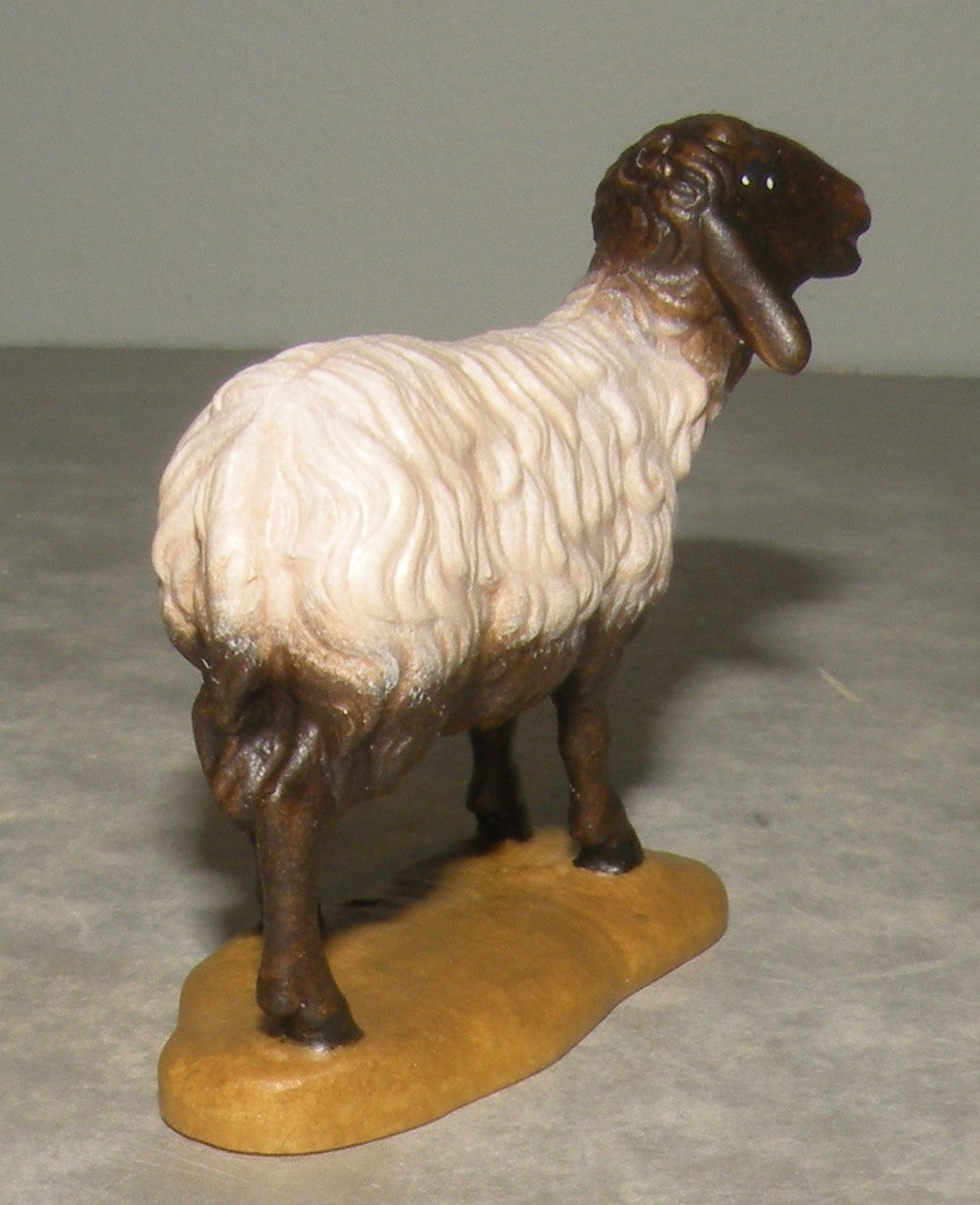 Sheep standing black Head ( 21206-S )  ,   Rustic