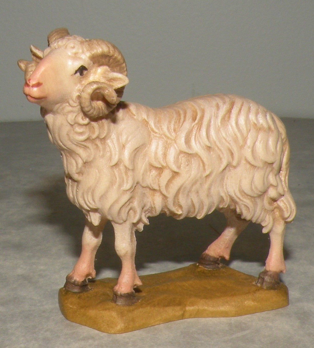 Ram ( 21278 ) ,   Rustic
