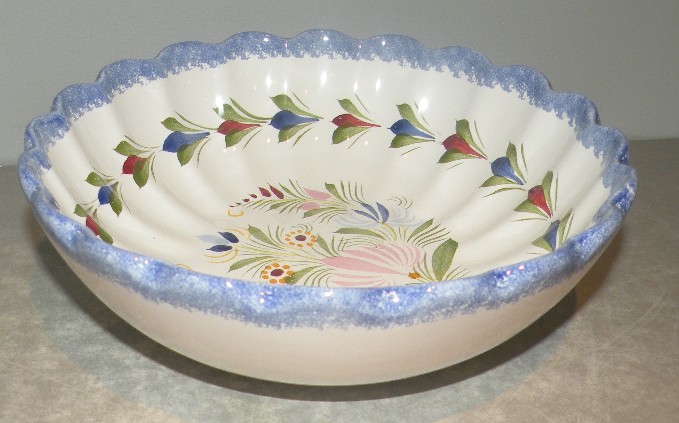 Scaloped Serving Bowl nr.3, Fleuri Royal
