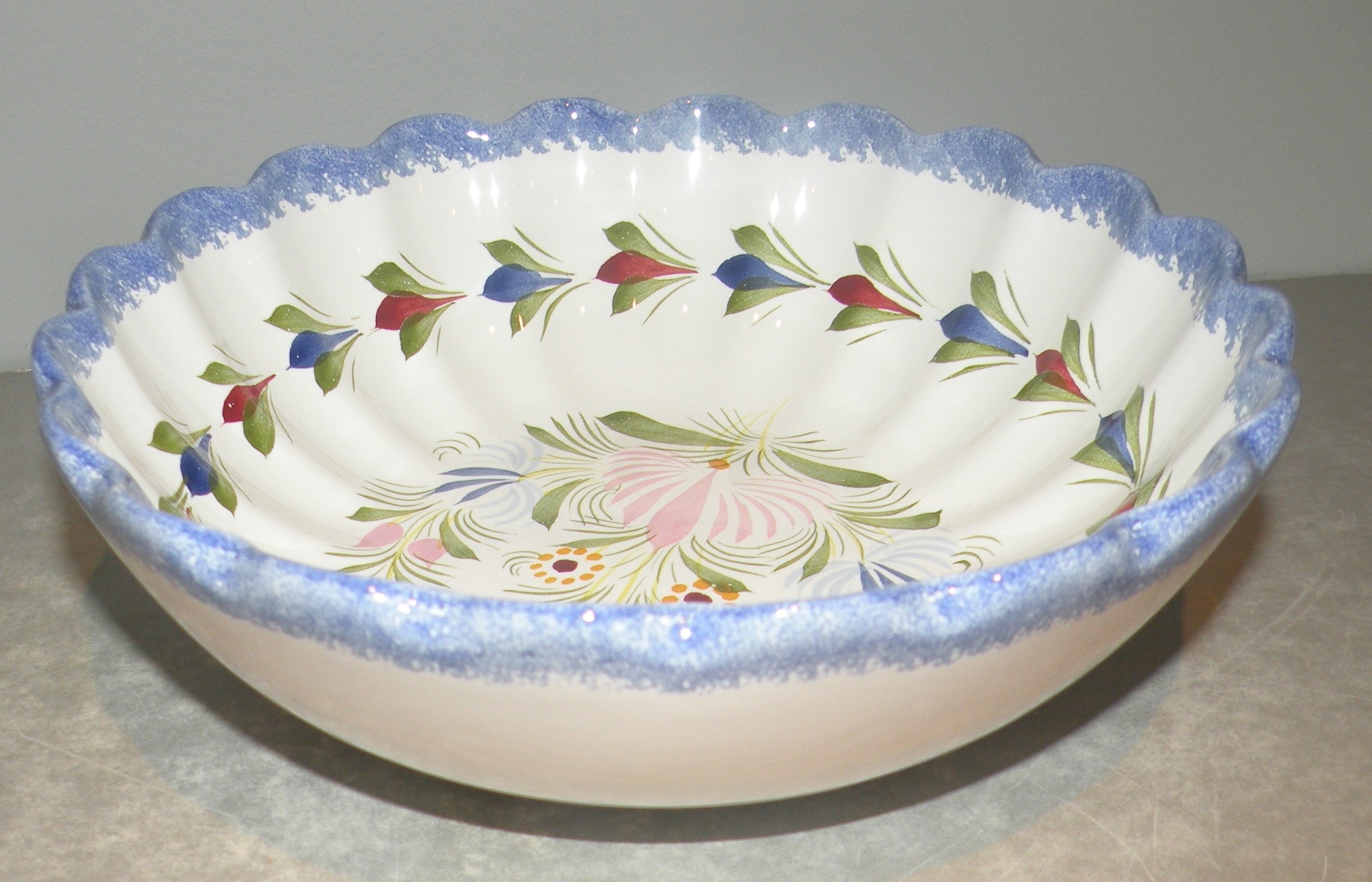 Scaloped Serving Bowl nr.3, Fleuri Royal