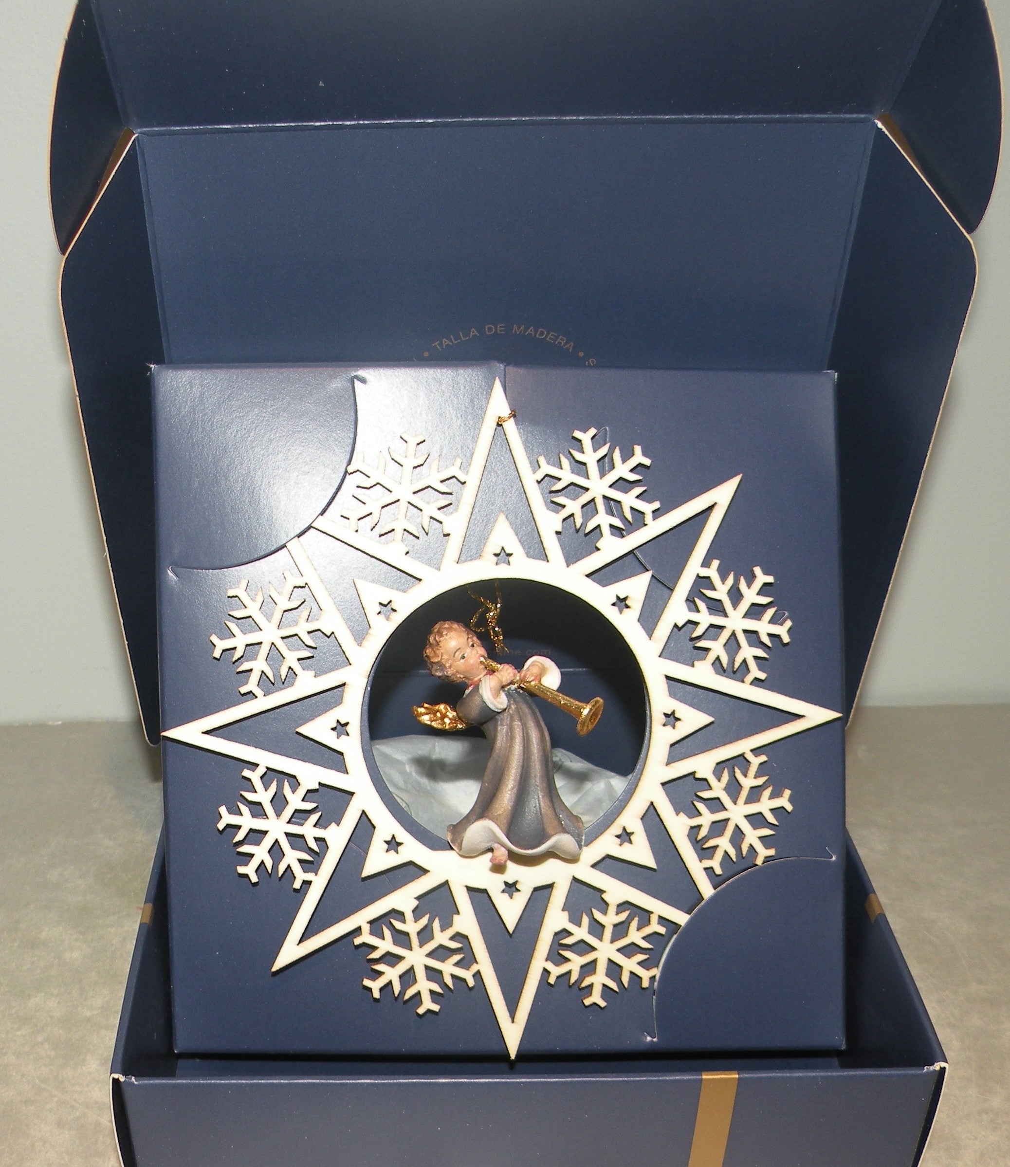 Angel with Flourish on a Star - 08001-C