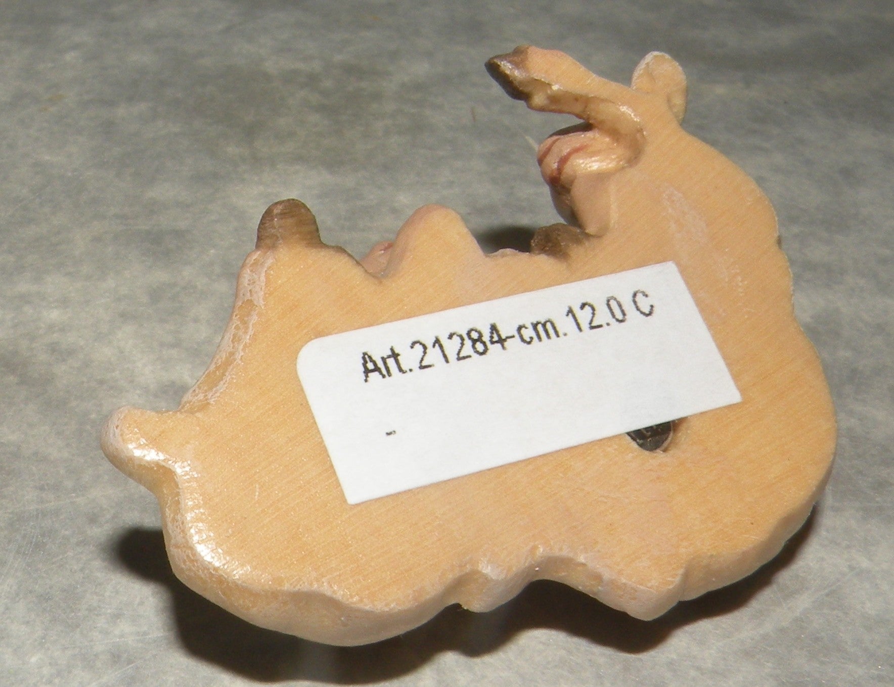 Couple of lambs lying down  ( 21284 )    ,   Rustic