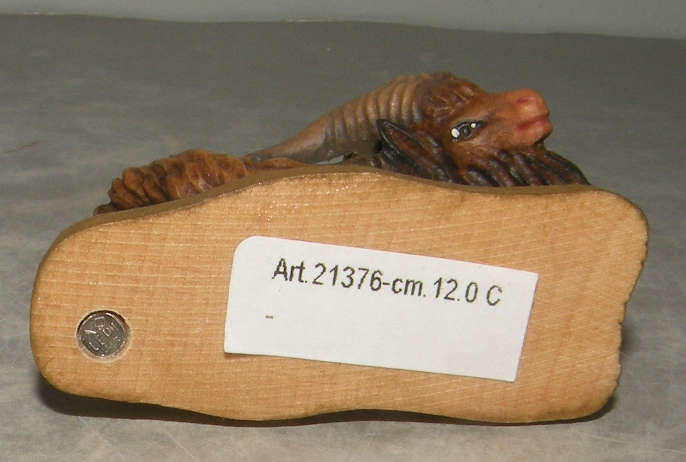 He-goat scratching  ( 21376 ) ,   Folkloristic