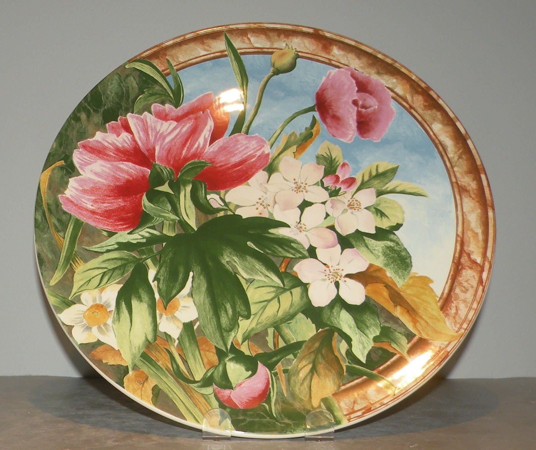 Round Cake Platter, Volupte