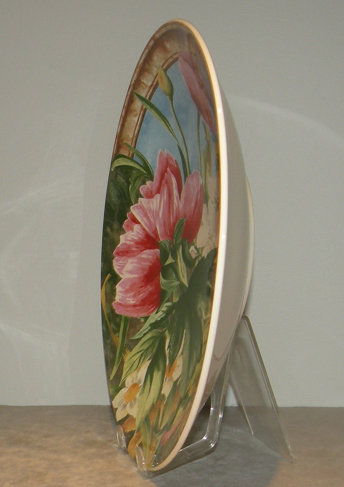 Trevise Dish ( Pasta Bowl ), Volupte